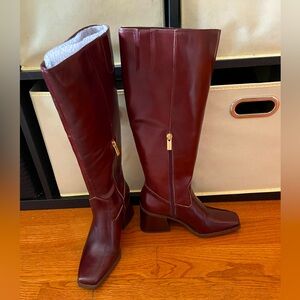 *NEW WITH TAGS* Vince Camuto Sangeti Boots 7.5 M dark mahogany